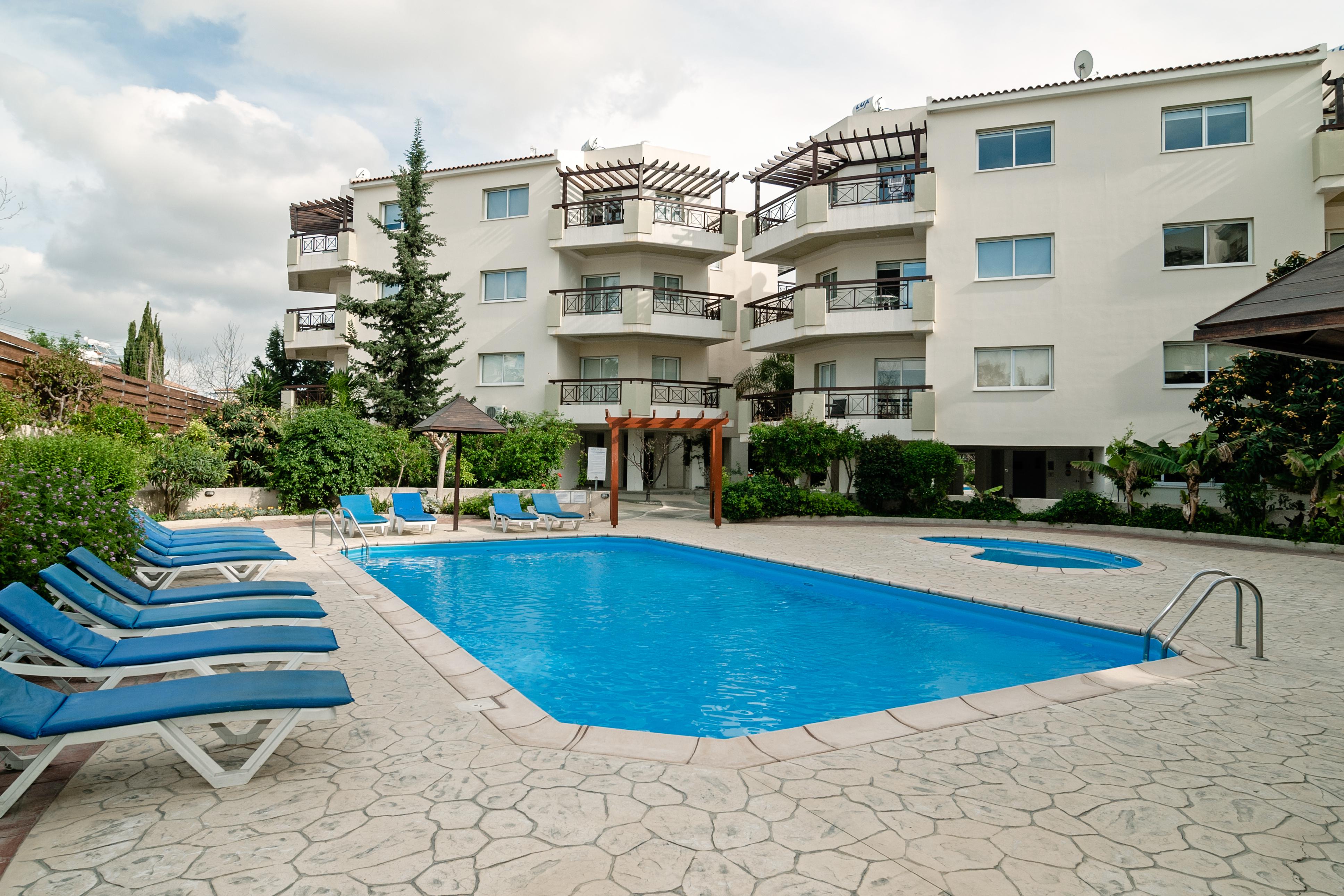 Artemis Cynthia Complex Apartment Paphos Ngoại thất bức ảnh